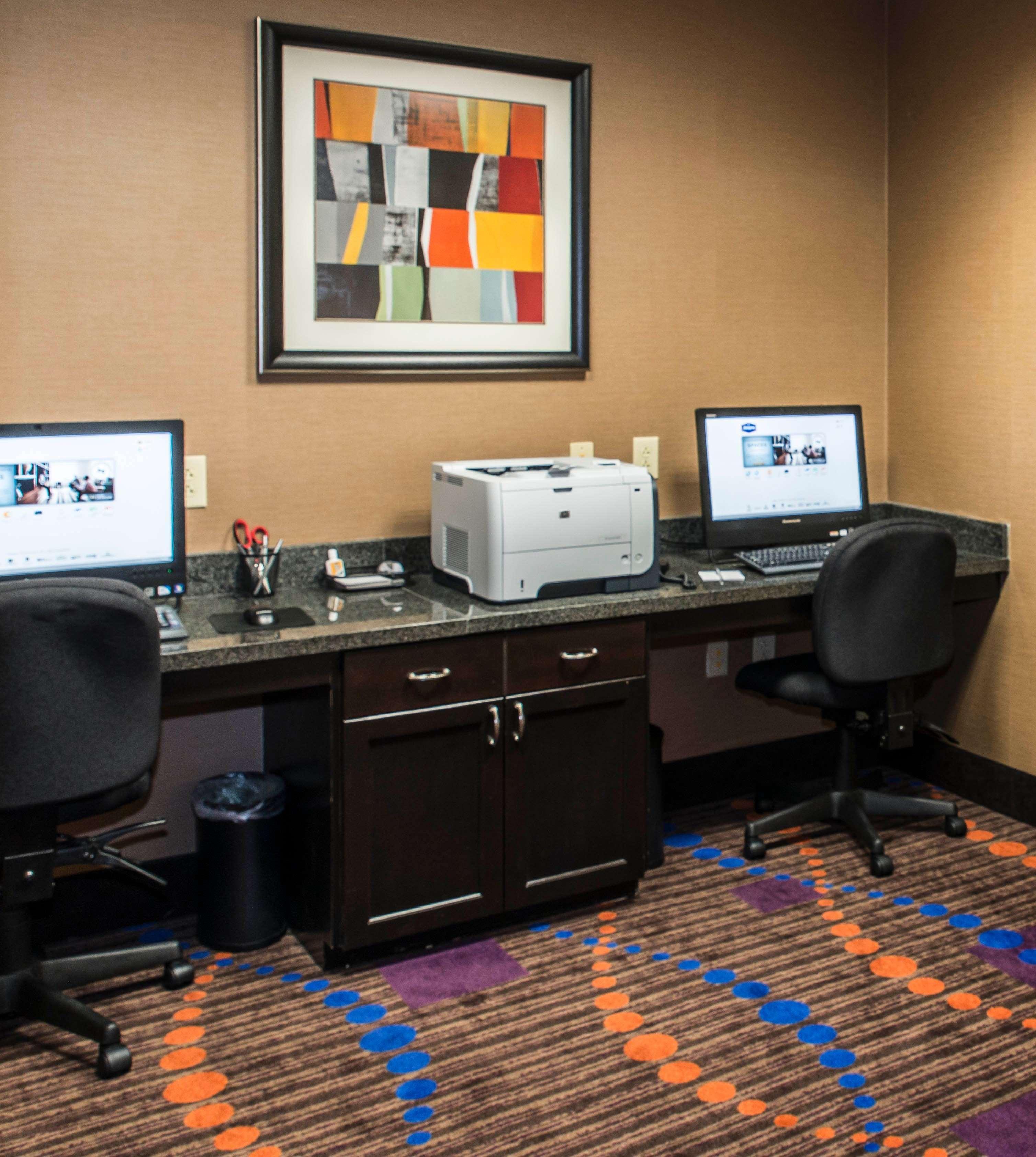 Hampton Inn Фолі Екстер'єр фото