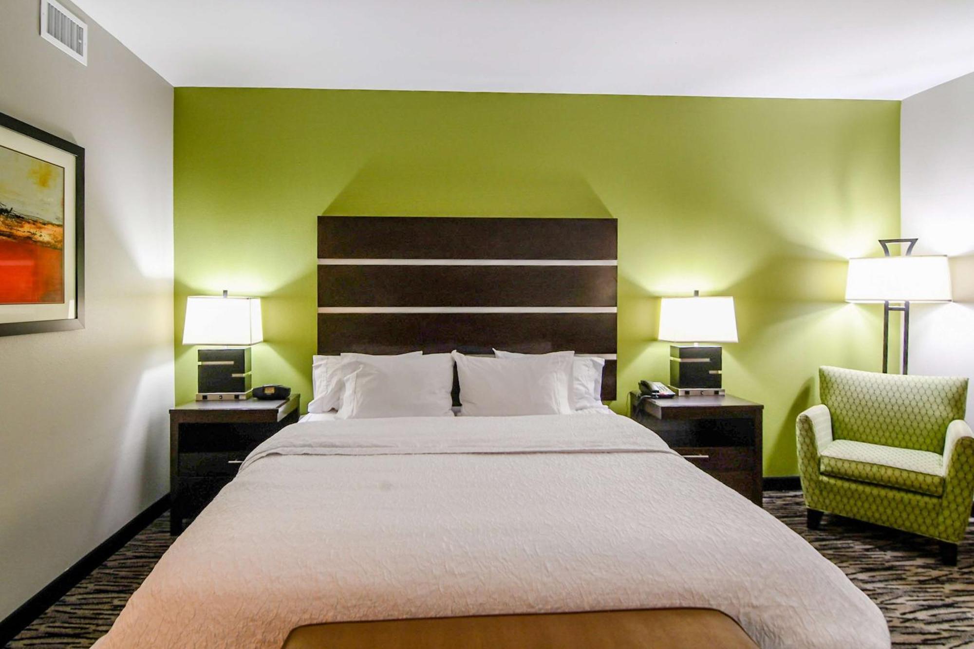 Hampton Inn Фолі Екстер'єр фото